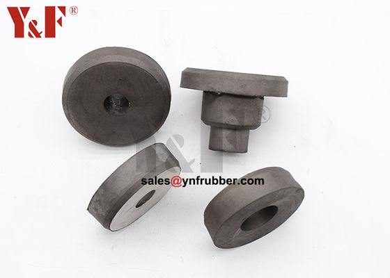 Isolasi Karet Hitam Pemasangan Kaki Shockproof EC210 Mesin Karet Mount
