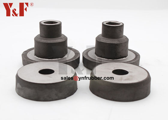 Isolasi Karet Hitam Pemasangan Kaki Shockproof EC210 Mesin Karet Mount